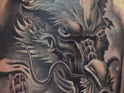 Дракон на плече в стиле Japanese Traditional. Студия у метро Тушинская